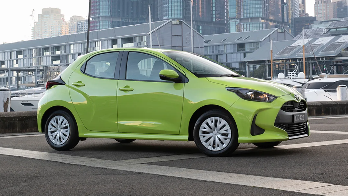 TOYOTA YARIS compact H